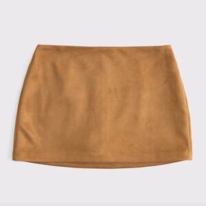 Scarlett Mid Rise Vegan Suede Mini Skort
